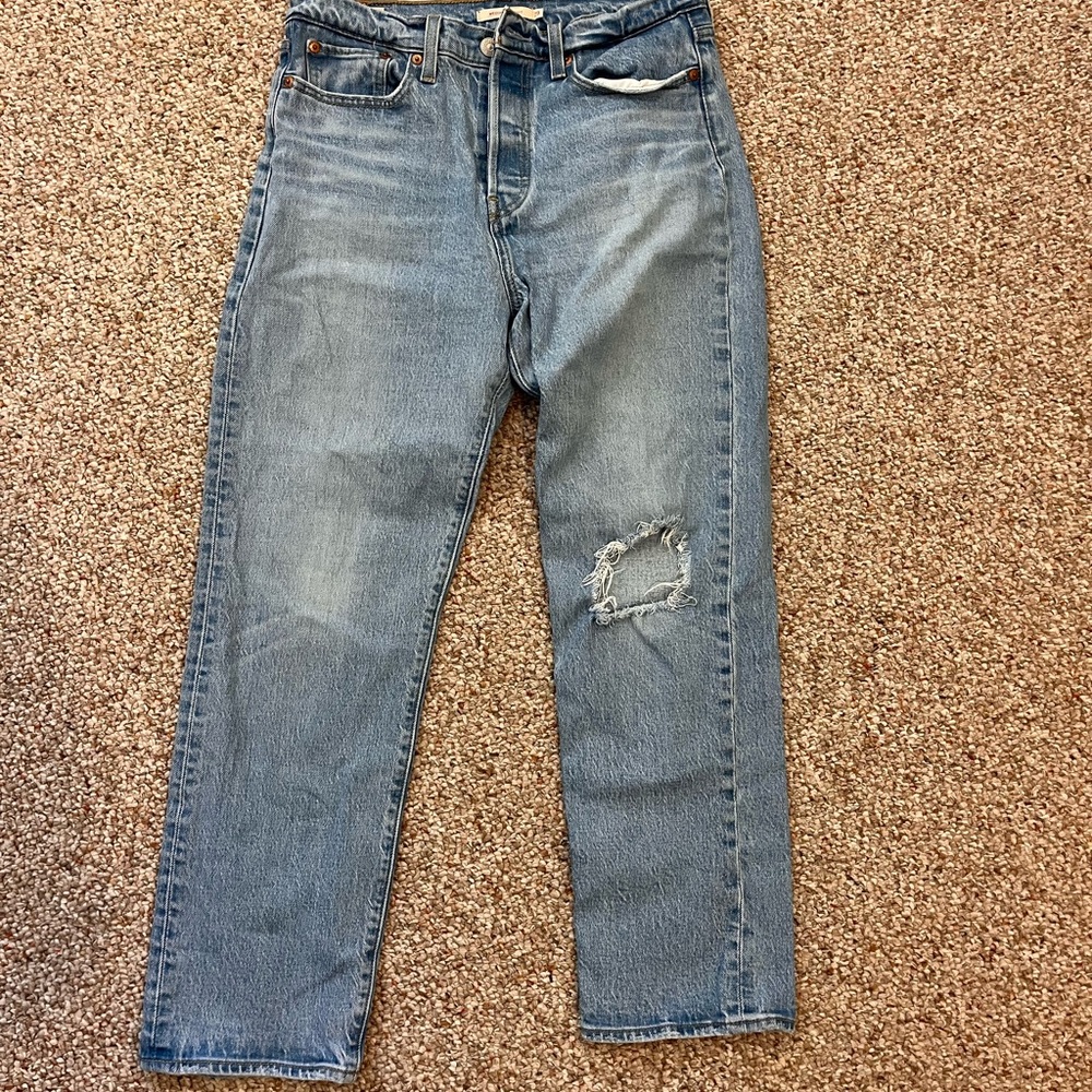 Levi’s Straight medium wash high rise jeans